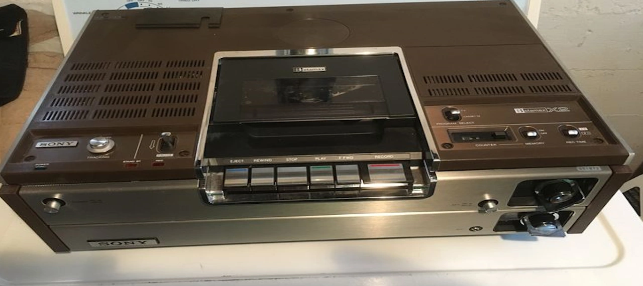 1975 Sony Says Farewell to Betamax Cassettes
