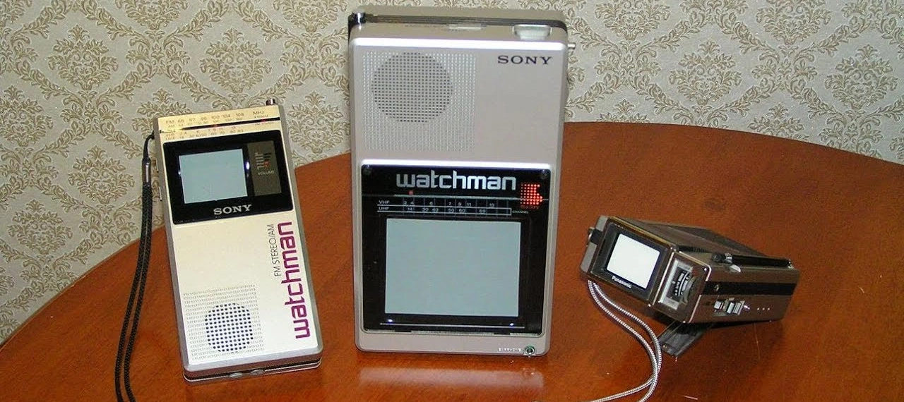 1981 Sony Watchman FDL-310 a portable television with a built-in AM-FM radio and cassette player